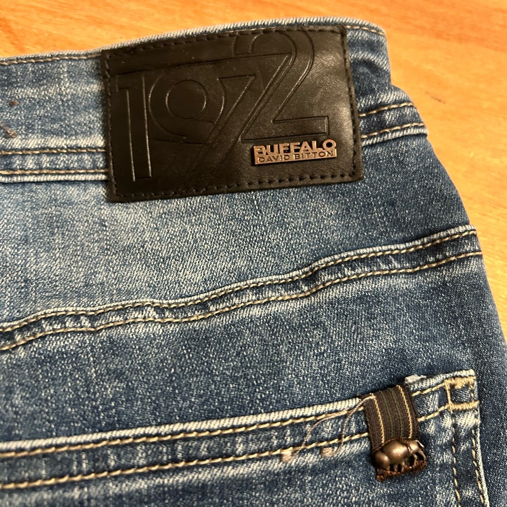 Buffalo David Bitton Men's Faded Blue Skinny Jeans. Max-x skinny - Picture 4 of 6